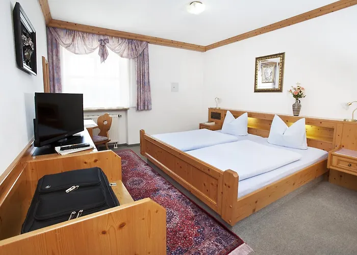 Hubertus Hotel 3*